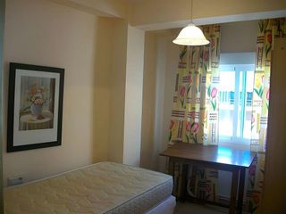 Piso en alquiler en Camino de Ronda - Rosaleda en Granada