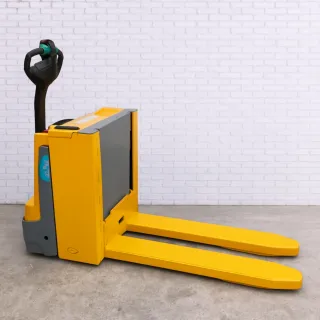 Transpaleta Eléctrica con Elevación