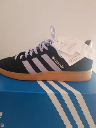 Adidas Spezial Zapatillas Negras y Moradas