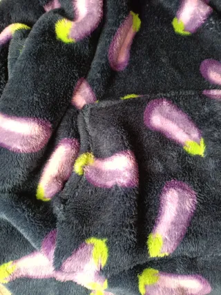 Snuddie Primark Morado con Capucha