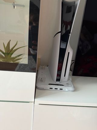 Consola Play Station 5 con 2 mandos