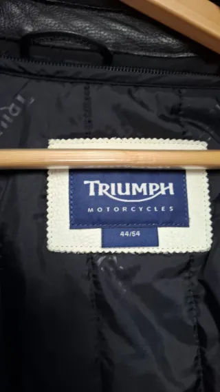 Chaqueta Moto Triumph Negra y Blanca
