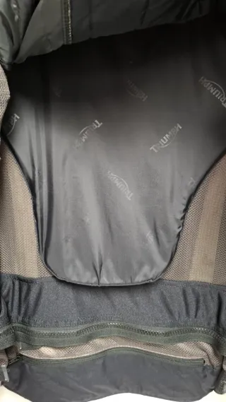 Chaqueta Moto Triumph Negra y Blanca