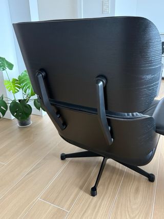 Sillón Eames Lounge Chair y Otomana Vitra