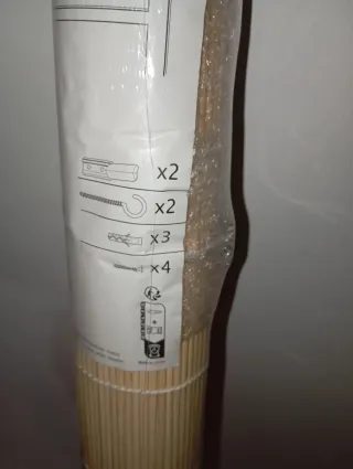 Cortina de bambú. SIN ABRIR.