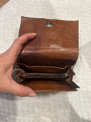 Monedero de piel estampado serpiente