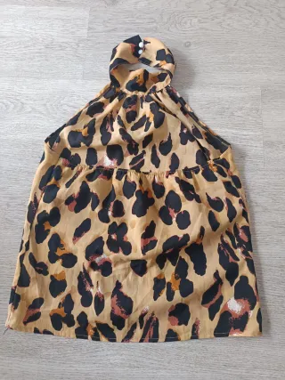 Camiseta cuello halter estampado leopardo