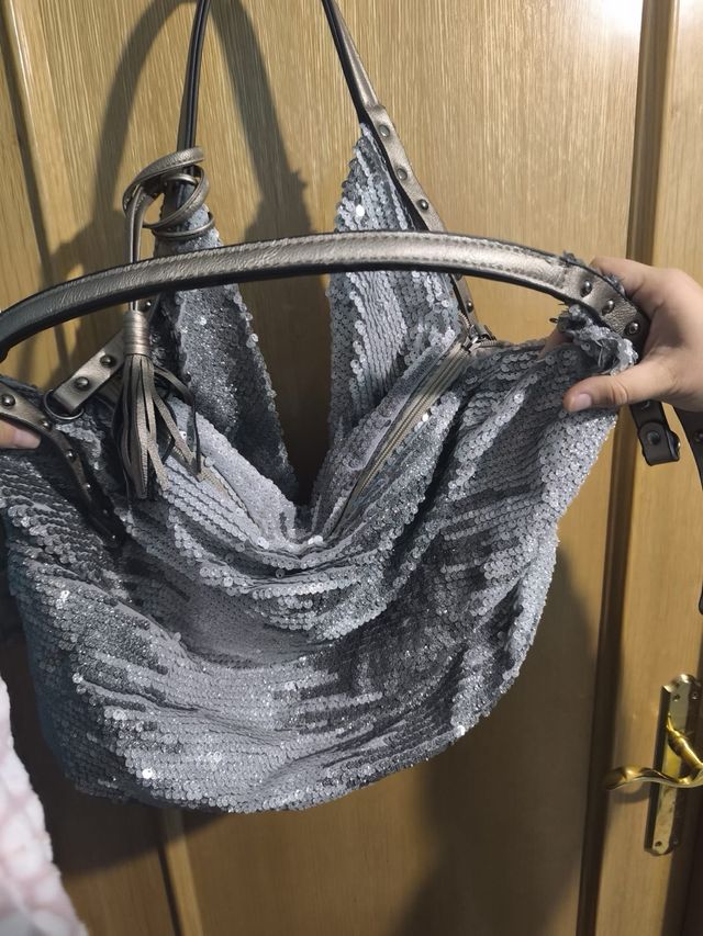 Bolso de lentejuelas gris/ plateado