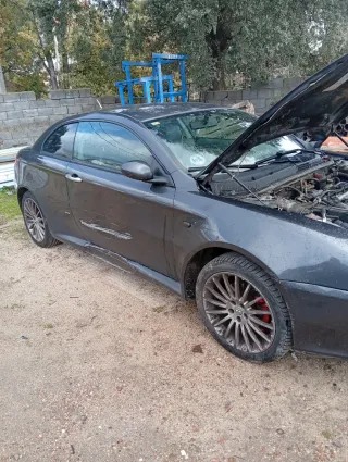 Despiece de Alfa Romeo GT 2006