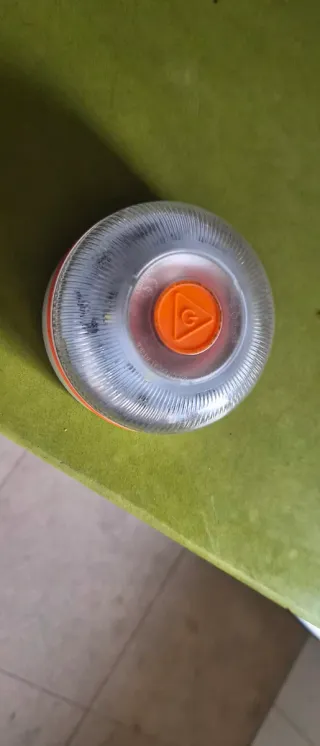 Luz de emergencia quitamultas para coche imantada