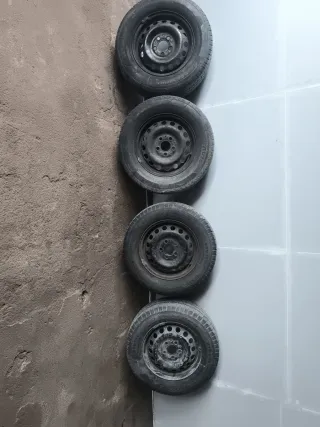 Neumáticos Carga 215/65R15C Mercedes Vito