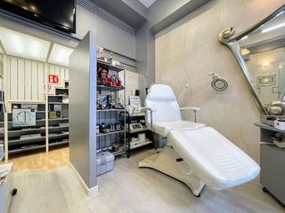 Local comercial en alquiler en Ensanche en Pamplona