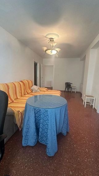 Piso en alquiler en Polígono Cartuja – La Paz en Granada