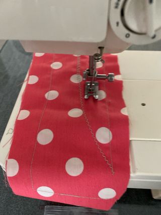 Máquina de coser Singer 2808C