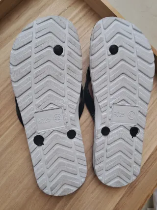 2 pares Chanclas Talla 40 y 41