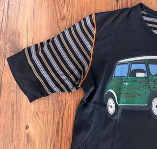 Camiseta Custo con estampado de coche