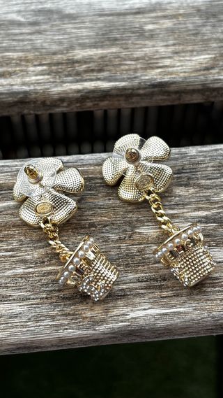 Pendientes Chanel Flor Perla y Diamantes