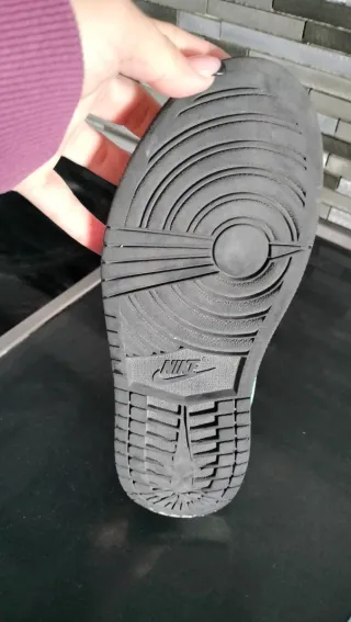 Zapatillas Jordan Mid Blanco y Verde Menta