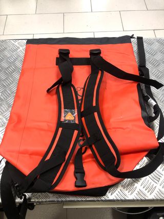Mochila Delta Plus impermeable naranja