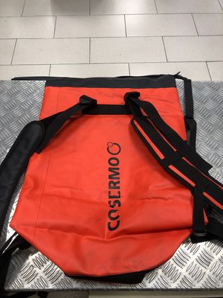 Mochila Delta Plus impermeable naranja