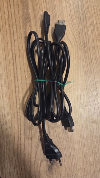 PS4 1TB con 2 mandos y 8 juegos