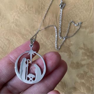 Medalla Belén con cadena