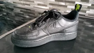 Nike Air Force 1 Negras