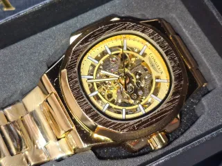 Reloj Longlux Dorado