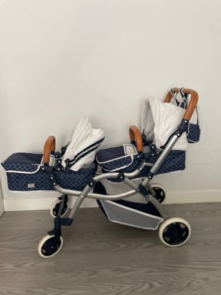 Carro gemelar para muñecas