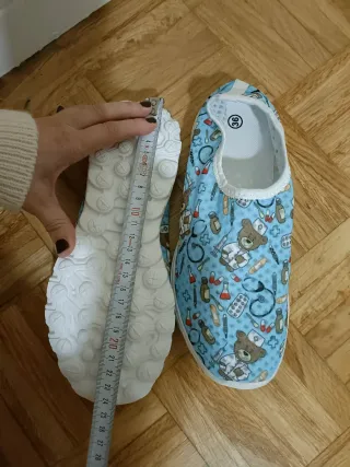 Zapatos Sanitarios Talla 36 Estampado Ositos