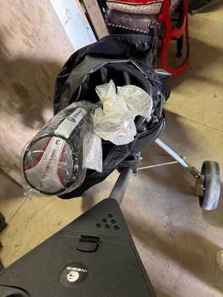 Carro de golf con bolsa