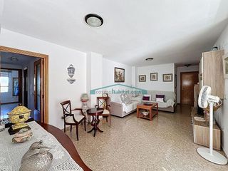 Piso en venta en Canet d´En Berenguer
