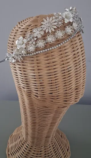 Tiara Novia Plata y Perlas