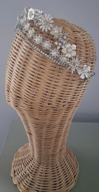 Tiara Novia Plata y Perlas