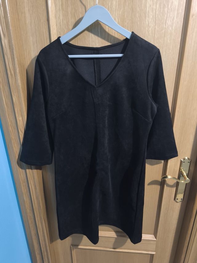 Vestido Terciopelo Negro Manga 3/4