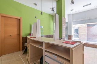 Local comercial en venta en Iznalloz