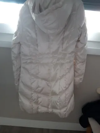 Plumas largo con capucha Talla L