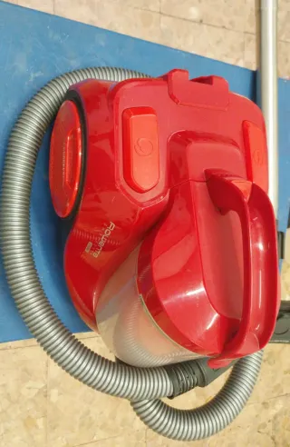 Aspiradora Rowenta Roja