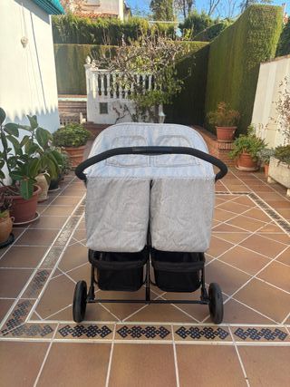 Silla Gemelar Ligera Gris