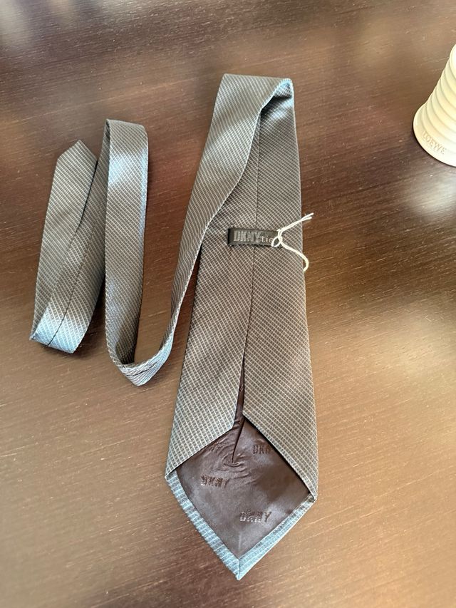 Corbata DKNY Beige y Gris