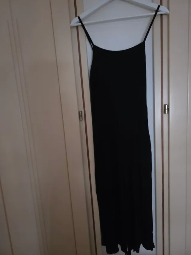 Mono negro de tirantes midi