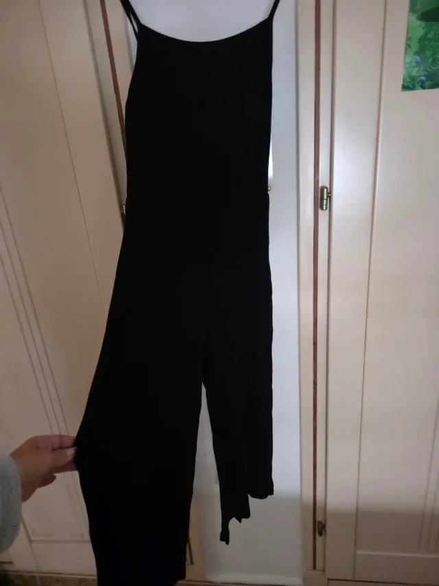 Mono negro de tirantes midi