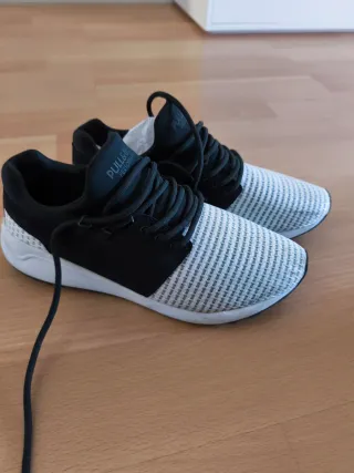 Zapatillas pull and bear número 44