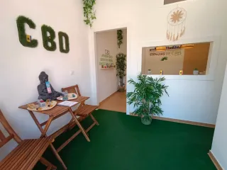 Se traspasa tienda de CBD en Benetússer