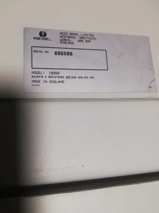 Encuadernadora REXEL CB350 Canutillos Manual