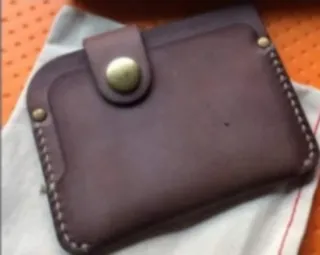 Carteras, monederos, tarjeteros, porta documentos.