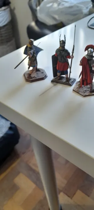 3 Soldados Romanos Plomo 54mm