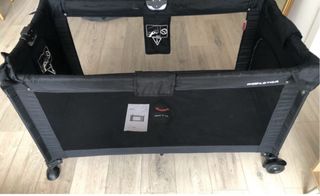 Cuna de viaje Kolstra y sábanas