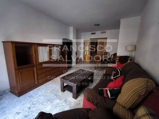 Piso en venta en Lucena