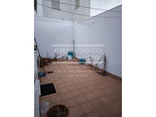 Piso en venta en Lucena